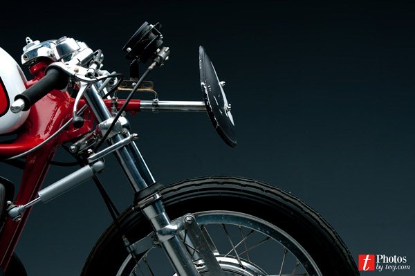 Копия гоночного мотоцикла Suzuki T500