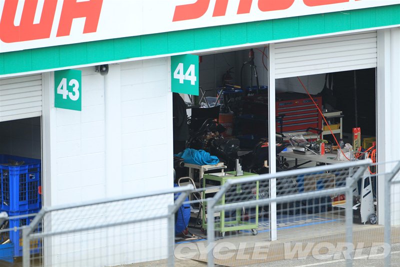 Шпионское фото нового прототипа Suzuki GP 2014