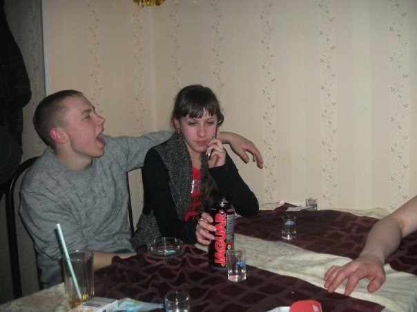 Культовый напиток российской молодёжи, фотосессия.