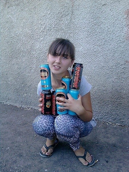 Культовый напиток российской молодёжи, фотосессия.
