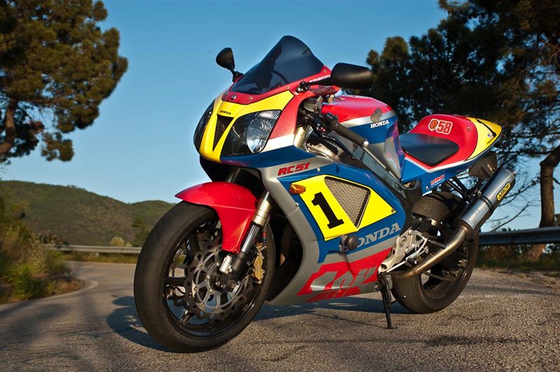 Тюнингованный мотоцикл Honda VTR1000 SP1 (Honda RC51)
