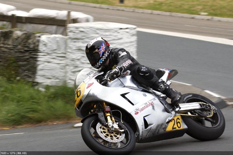 Фотографии гоночного мотоцикла Norton SG1 2012